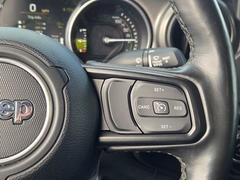 Used 2023 Jeep Wrangler Unlimited w/ Cold Weather Group image 39