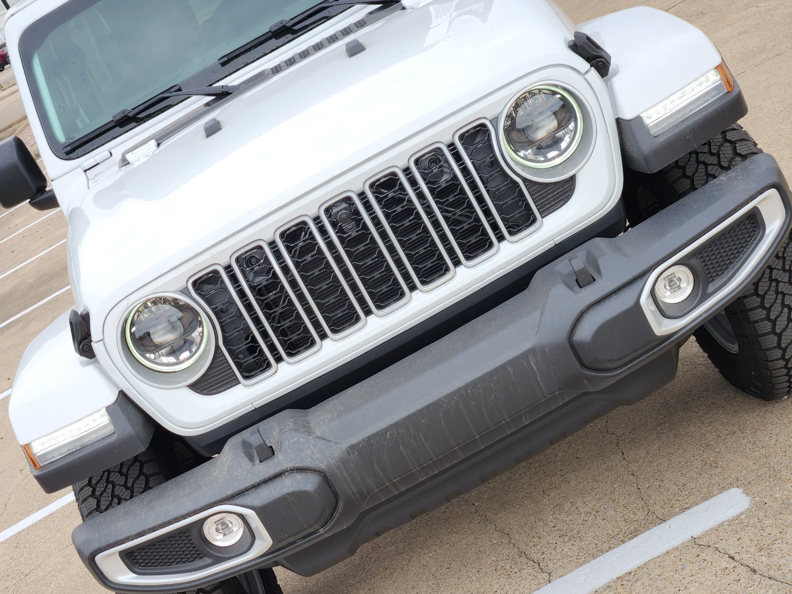 New 2026 Jeep Wrangler Unlimited Sahara AWD/4WD image 14