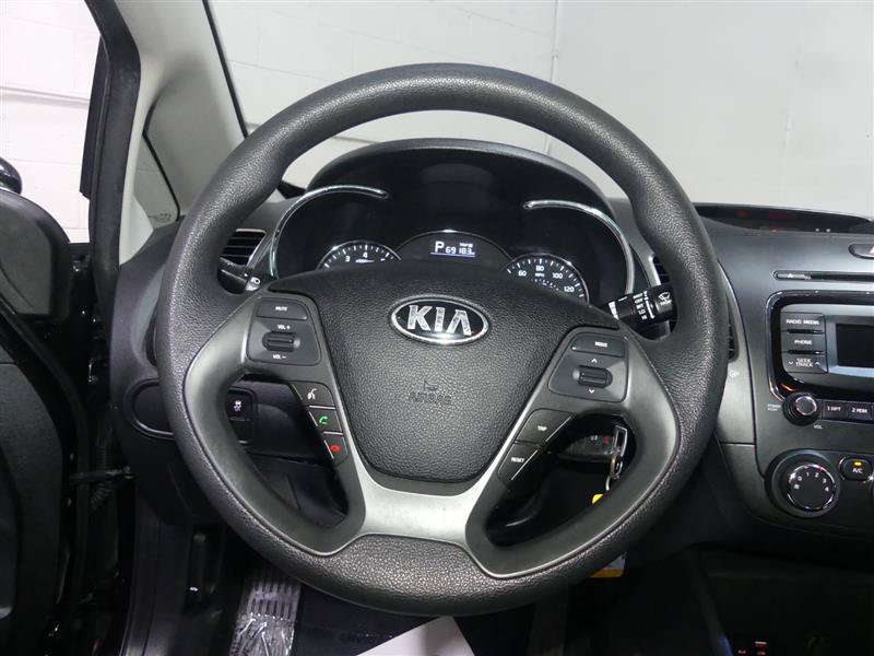 Used 2017 Kia Forte LX FWD image 28