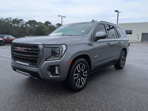 Used 2021 GMC Yukon AT4 w/ AT4 Premium Plus Package AWD/4WD image 9