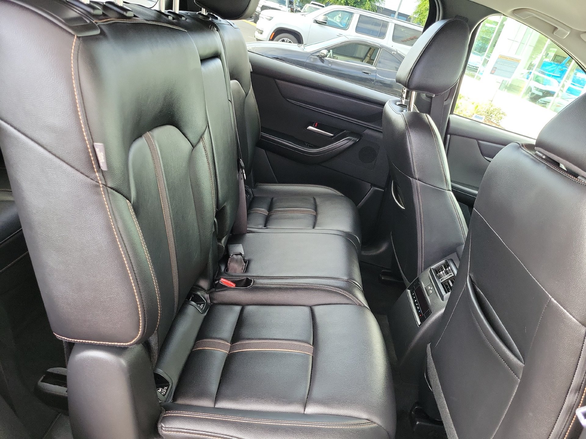 Used 2025 MAZDA CX-90 3.3 Turbo w/ Select Package AWD/4WD image 23