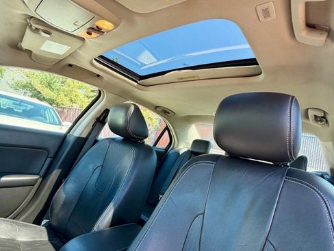 Used 2010 Ford Fusion Sport FWD image 13