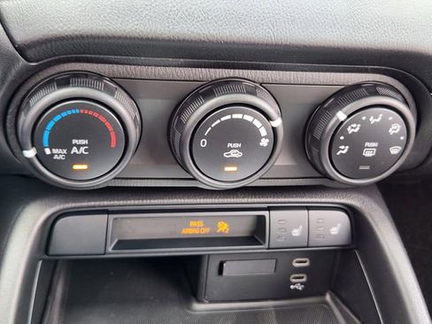 New 2026 MAZDA MX-5 Miata Club image 19