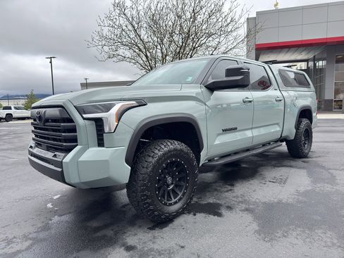 Used 2026 Toyota Tundra SR5 w/ SR5 Premium Package image 5