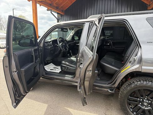 Used 2021 Toyota 4Runner Nightshade AWD/4WD image 7