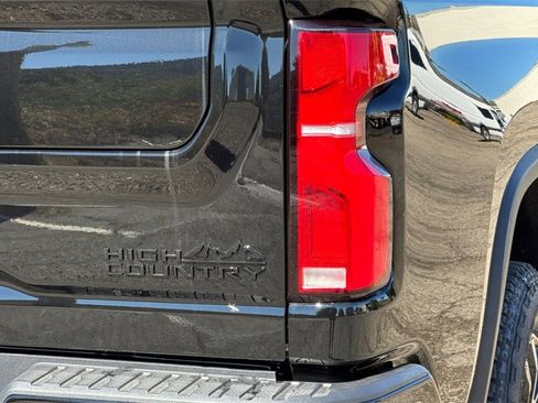 New 2025 Chevrolet Silverado 3500 High Country w/ High Country Premium Package image 25