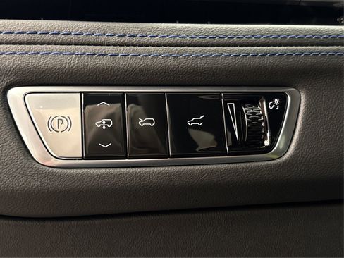 New 2025 Cadillac Escalade IQ Sport 1 w/ Smart Trailering package image 20