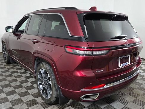 Used 2022 Jeep Grand Cherokee Overland w/ Luxury Tech Group IV image 5