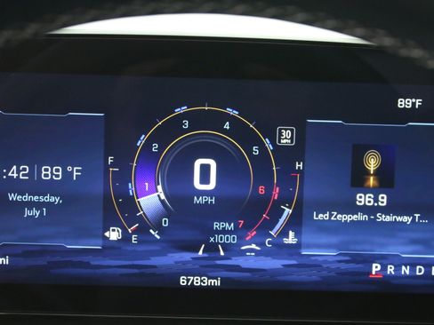 Certified 2026 Chevrolet Traverse LT FWD image 17