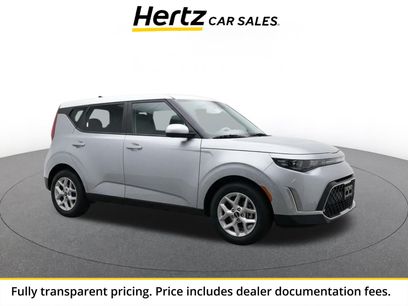 Used 2025 Kia Soul LX w/ LX Technology Package