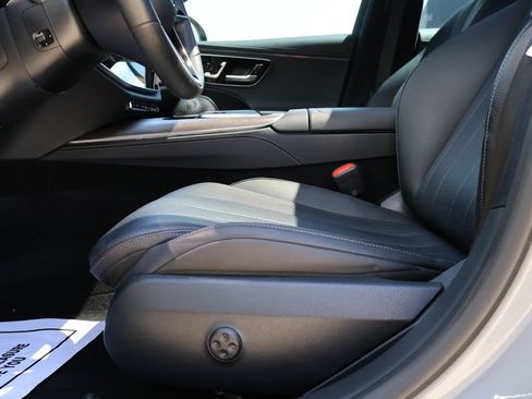 Certified 2024 Mercedes-Benz E 450 4MATIC Sedan image 38