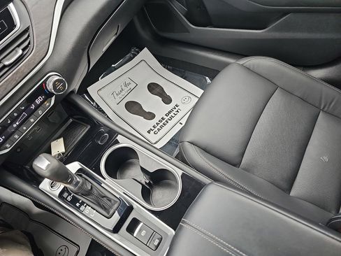 Used 2024 Nissan Altima 2.5 SL FWD image 27