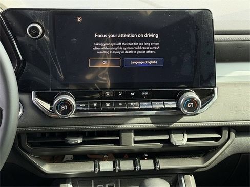 Used 2023 Chevrolet Colorado LT w/ LT Convenience Package image 18