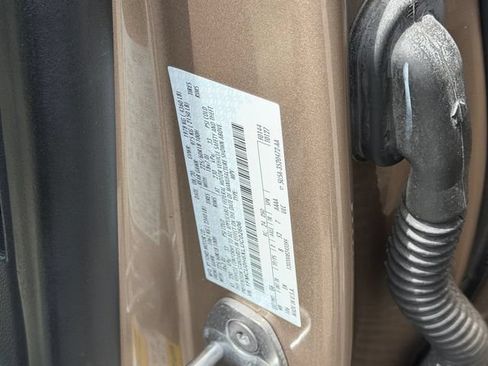 Used 2020 Ford Escape SEL FWD image 22