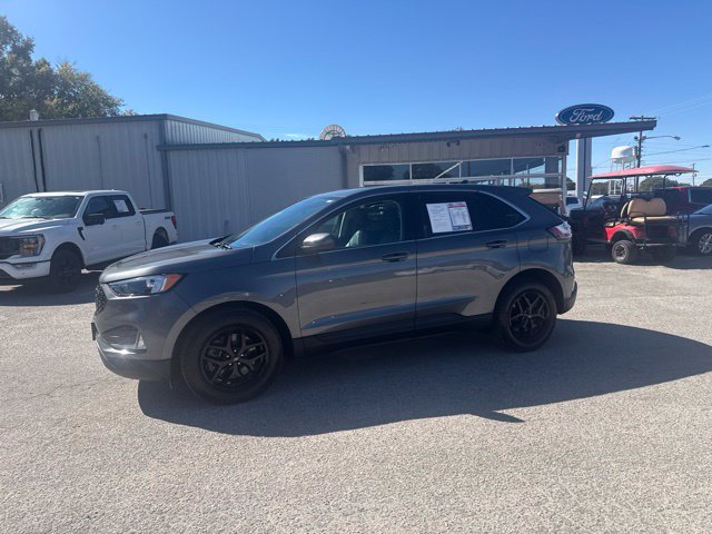 Used 2024 Ford Edge SEL w/ Convenience Package AWD/4WD image 2