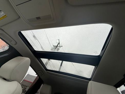 Used 2024 MAZDA CX-90 Plug-In Hybrid w/ Premium Plus image 24