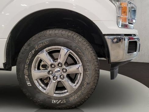 Used 2019 Ford F150 XLT w/ Equipment Group 302A Luxury AWD/4WD image 38