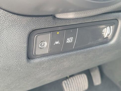 New 2026 Chevrolet Equinox EV LT image 15