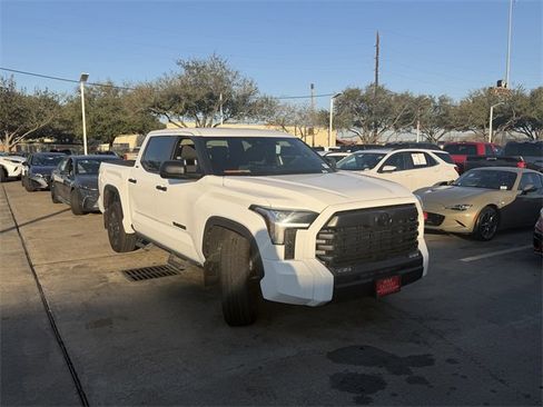 Used 2025 Toyota Tundra SR5 image 3