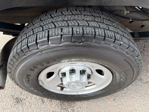 Used 2020 Chevrolet Express 2500 Extended w/ Communications Package image 31