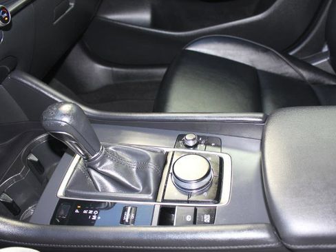 Used 2023 MAZDA MAZDA3 s FWD image 32