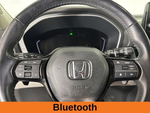 Used 2023 Honda Pilot Touring image 12