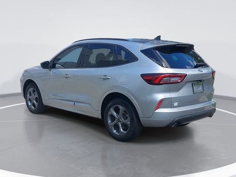 Used 2023 Ford Escape ST-Line w/ Tech Pack #1 AWD/4WD image 5