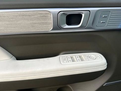 New 2025 Hyundai Santa Fe Calligraphy image 8