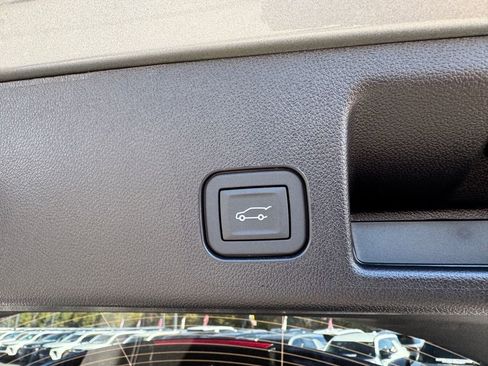 New 2026 Chevrolet Equinox EV LT w/ Convenience Package II image 8