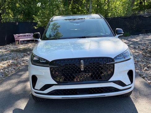 New 2026 Lincoln Aviator Reserve AWD/4WD image 8
