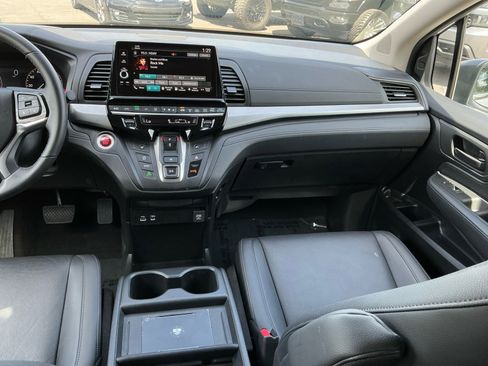Used 2025 Honda Odyssey EX-L image 16