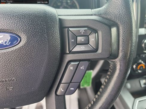 Used 2015 Ford F150 XLT w/ Equipment Group 302A Luxury AWD/4WD image 21