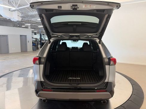 Used 2020 Toyota RAV4 XSE w/ All Weather Liner Package AWD/4WD image 9