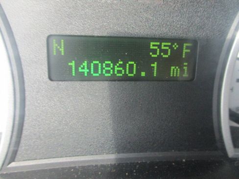 Used 2010 Ford Explorer Sport Trac XLT image 28