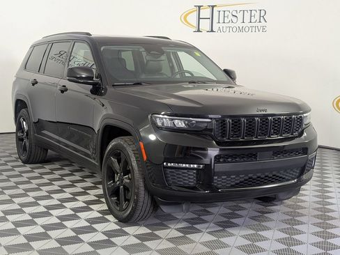 Used 2023 Jeep Grand Cherokee L Limited w/ Black Appearance Package RWD image 2