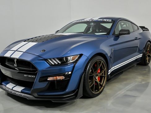 Used 2021 Ford Mustang Shelby GT500 w/ Technology Package image 6