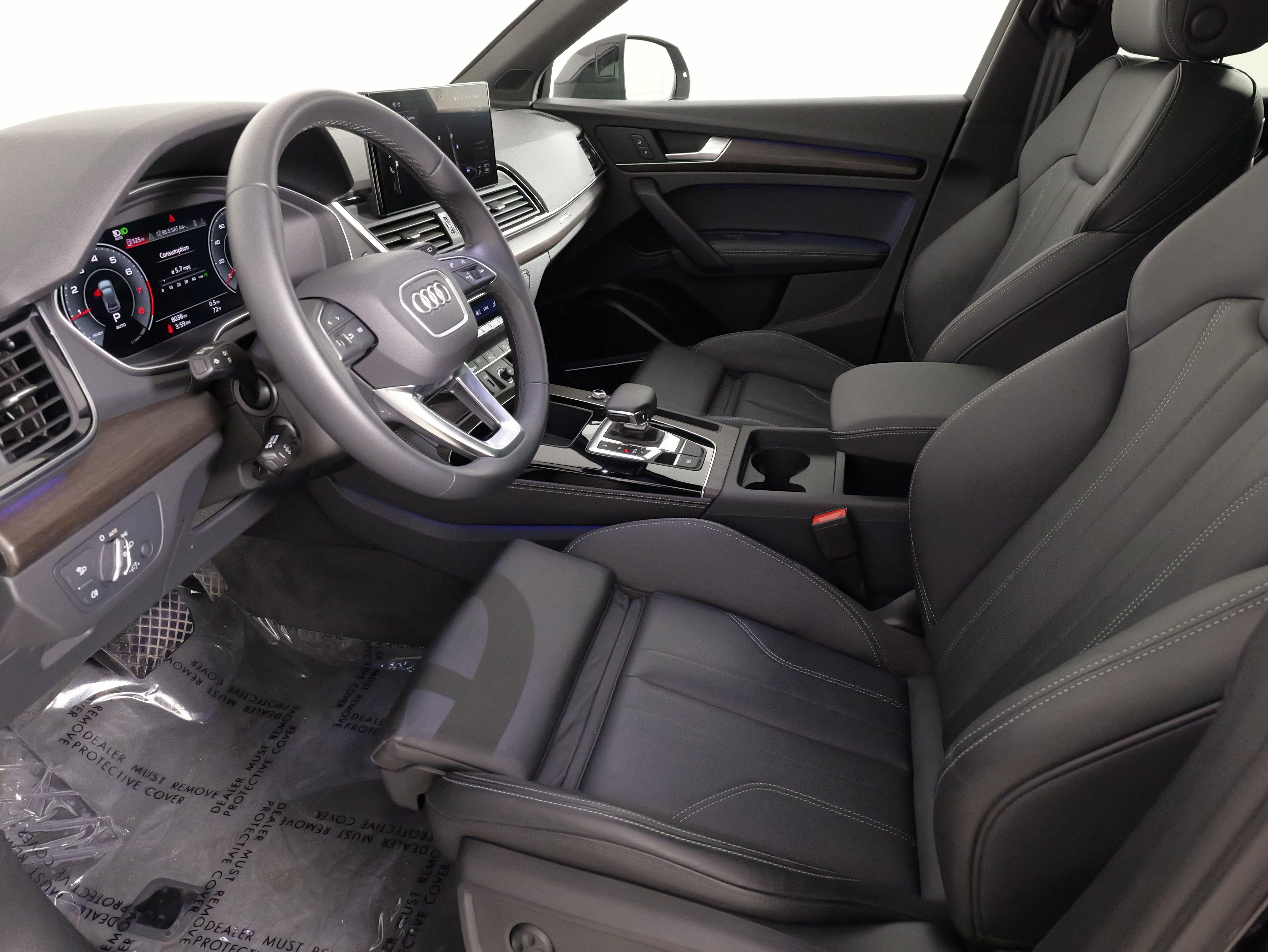 Used 2025 Audi Q5 2.0T Premium Plus w/ Premium Plus Package AWD/4WD image 33