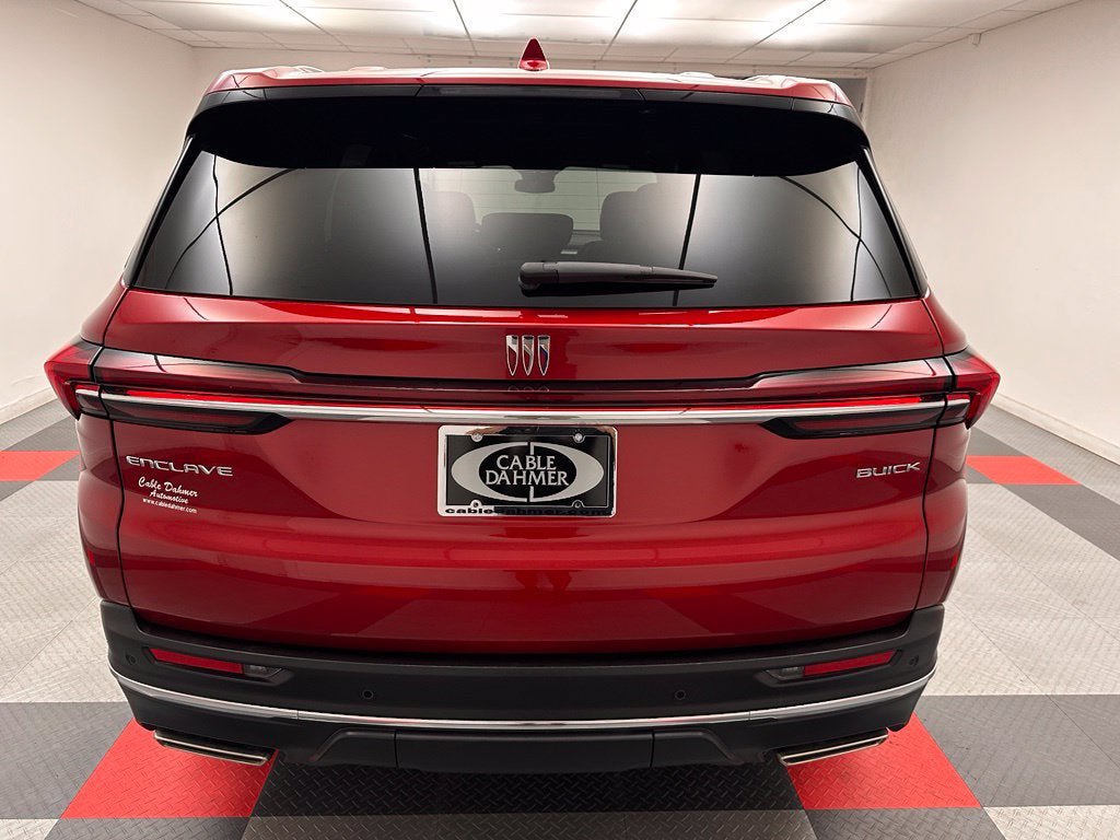 Used 2026 Buick Enclave Preferred FWD image 5