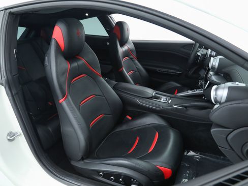 Certified 2020 Ferrari GTC4Lusso image 21