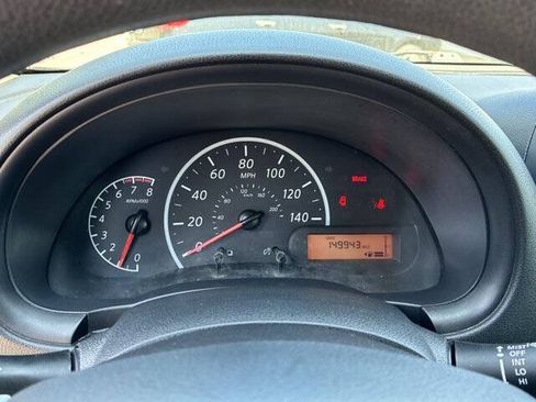 Used 2019 Nissan Versa S FWD image 15
