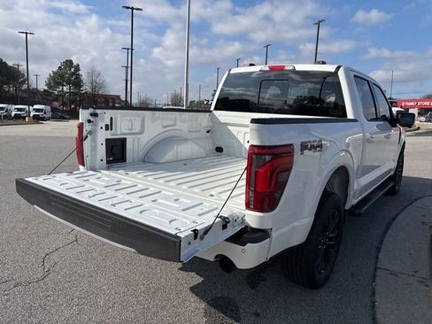 New 2025 Ford F150 Lariat w/ Equipment Group 501A Mid image 9