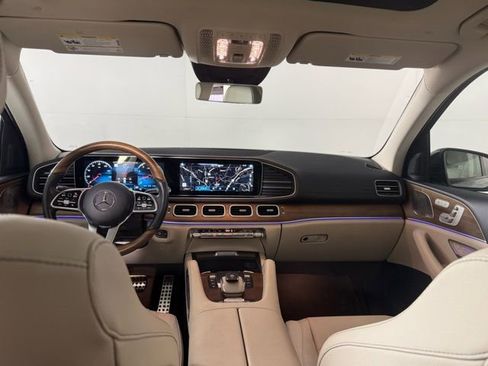 Used 2022 Mercedes-Benz GLS 450 4MATIC image 26