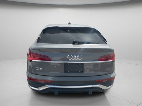 Used 2023 Audi Q5 2.0T Premium w/ Convenience Package image 8