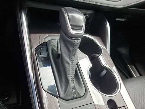 Certified 2022 Toyota Highlander Platinum image 20