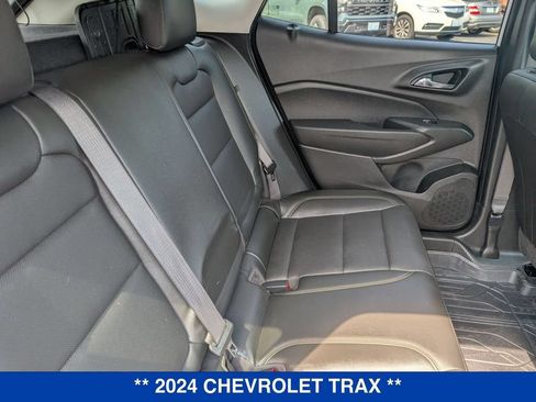 Used 2024 Chevrolet Trax ACTIV w/ Sunroof Package FWD image 31