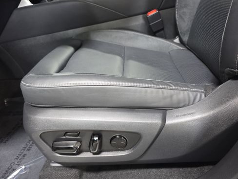 Used 2024 Lexus RX 350 FWD w/ Convenience Package image 28