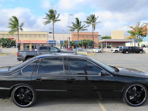 Used 1995 Chevrolet Impala SS image 7