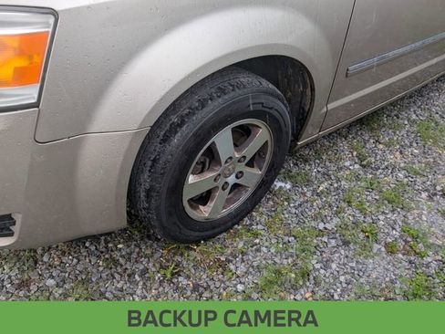 Used 2008 Dodge Grand Caravan SXT FWD image 4