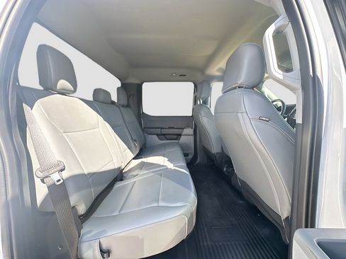 Used 2024 Ford F250 XL image 23