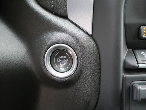 Used 2023 GMC Sierra 2500 SLT w/ SLT Premium Package image 27